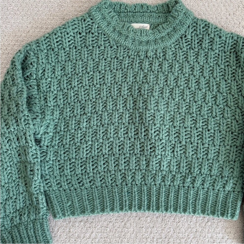 Universal Thread Turquoise/Green Chunky Knit Crop… - image 2
